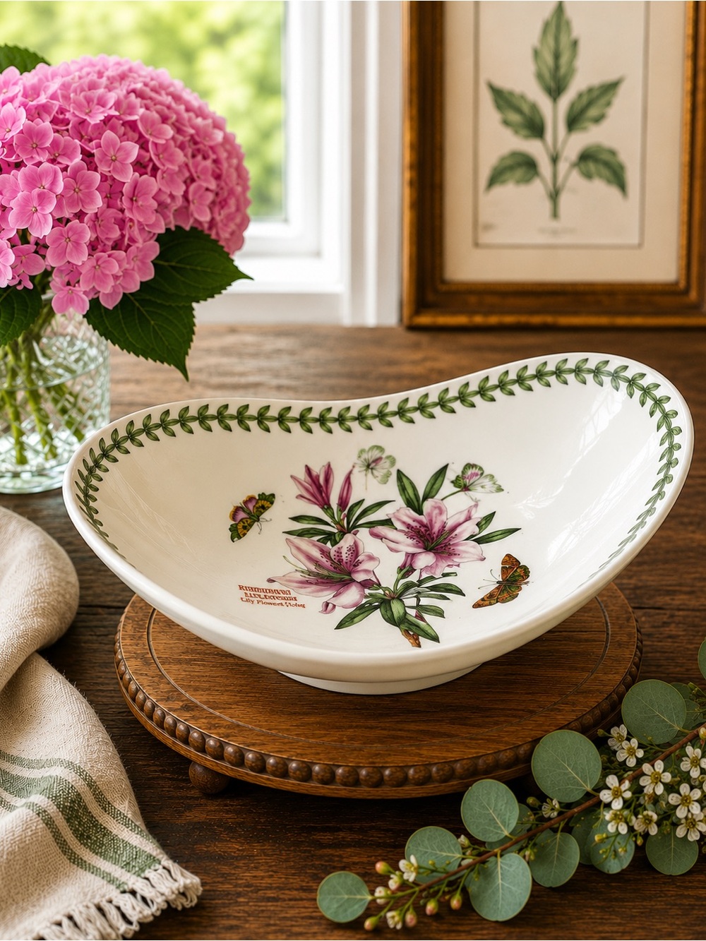 Portmeirion Botanic Garden Lily Flowered Azalea Oval Serving Bowl 11” - Picture 8 of 8